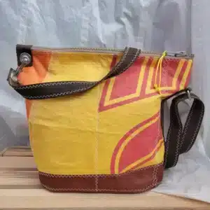 Sac Luciole en voile recyclée – 34×28 cm - orange (bandoulière)